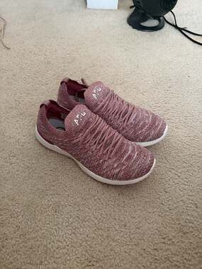 APL TechLoom Wave W Size 11 Pink Melange Running Sneakers
